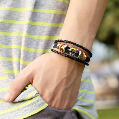 One Piece Straw Hat Crew Jolly Roger Bracelet