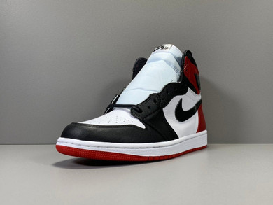 Wmns Air Jordan 1 Retro High 'Satin Black Toe'