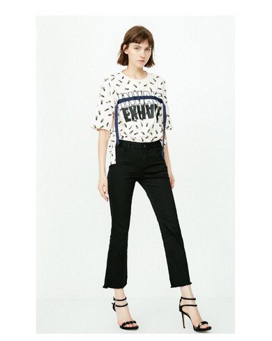 bell bottom cropped jeans