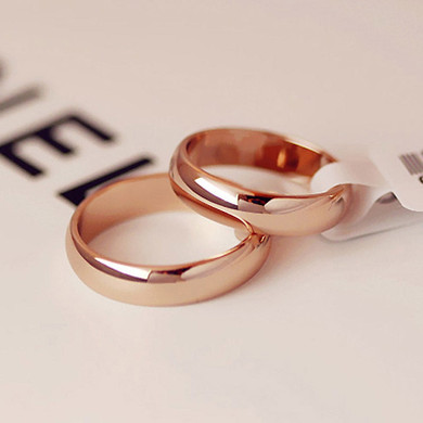 Round Rose Gold color Rings