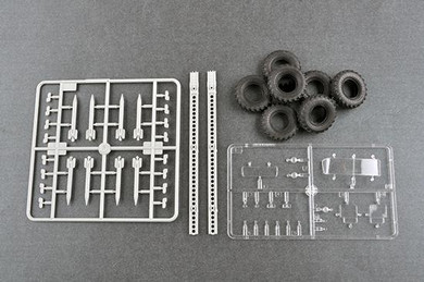 Trumpeter 1/35 Soviet 2B7R Multiple Rocket Launcher BM13 NMM (New Tool) Kit