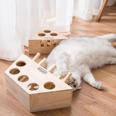 WOODEN CAT WHACK-A-MOLE TOY