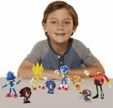 Sonic the Hedgehog  Super Sonic action figure with bendable arms and legs