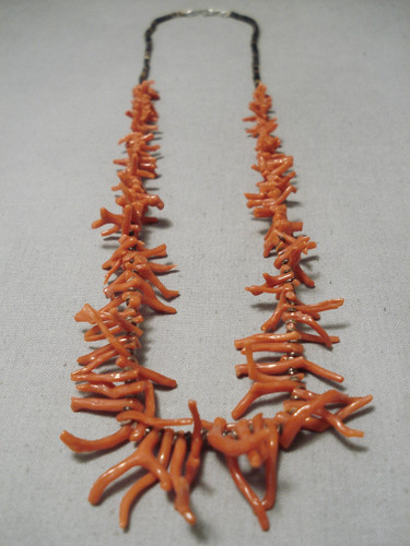 Amazing Graduating Coral Vintage Native American Navajo Sterling Silver Heishi Necklace Old Amazing Graduating Coral Vintage Native American Navajo Sterling Silver Heishi Necklace Old