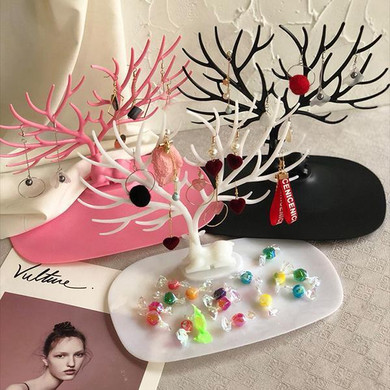 Creative Little Deer Jewelry Display Storage Rack