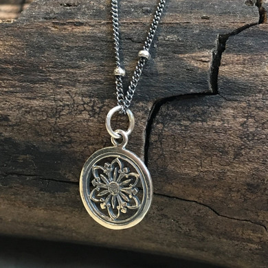 Flower necklace, Sterling silver necklace, floral botanical necklace, layering necklace, dainty necklace, floral pendant -  Vital N2056