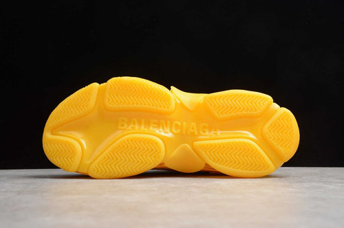 TRIPLE S CLEAR SOLE SNEAKER - Yellow