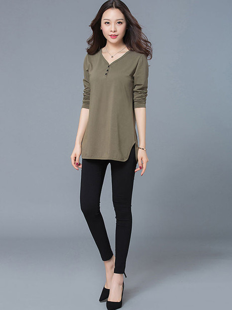 Casual Designed V-Neck Side Slit Plain Plus Size T-Shirt