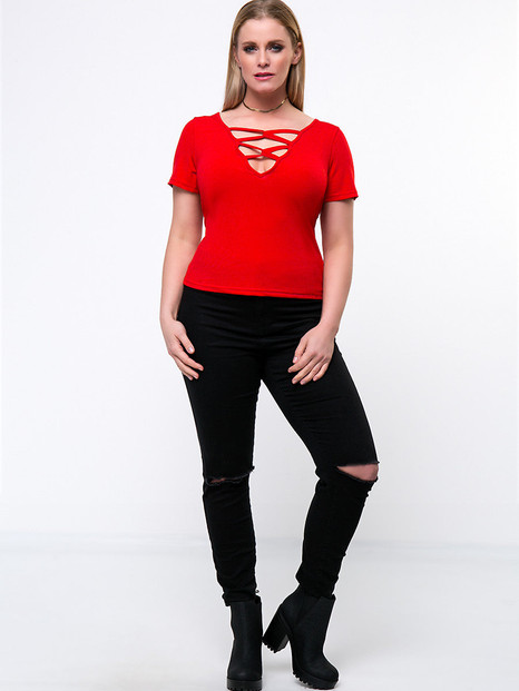 Casual Deep V-Neck Hollow Out Solid Plus Size T-Shirt In Red