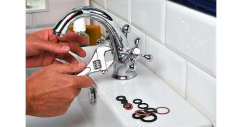 fixing-faucet-wrench-o-rings-840x560-75