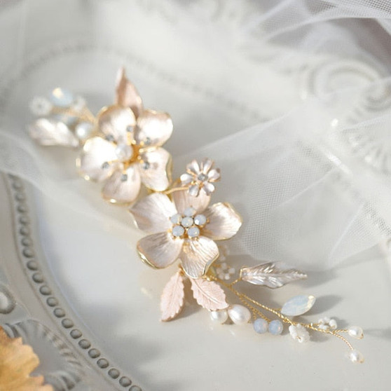 Handmade Opal Crystal Pearl  Flower Bridal Hair Comb Hair Clip Hair Pin Set