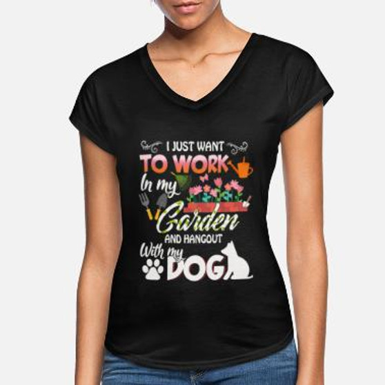 I just Want to Work in My Garden and Hang out with My Dog 2D T-shirt