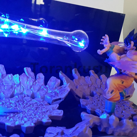 Dragon Ball Z Action Figure Son Goku Kamehameha Led Explosion Scene