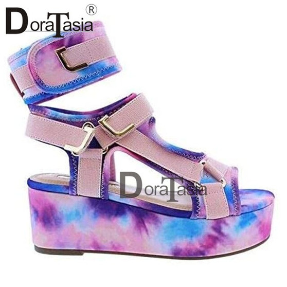 DORATASIA Wholesale Female INS Summer Platform Sandals Ankle Strap Wedges Sandals Women 2020 Party Wedges Gladiator Shoes Woman