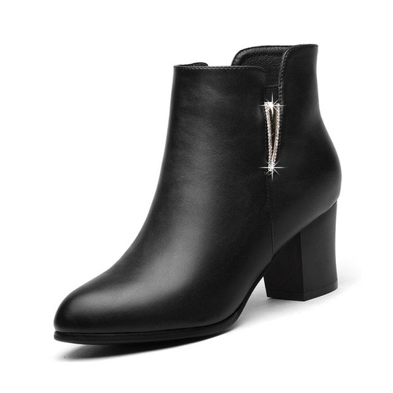 Women's Chelsea Boots Black Ankle Boots For Woman Thick High Heel Round Toe Winter Genuine Leather Shoes YG-A0026