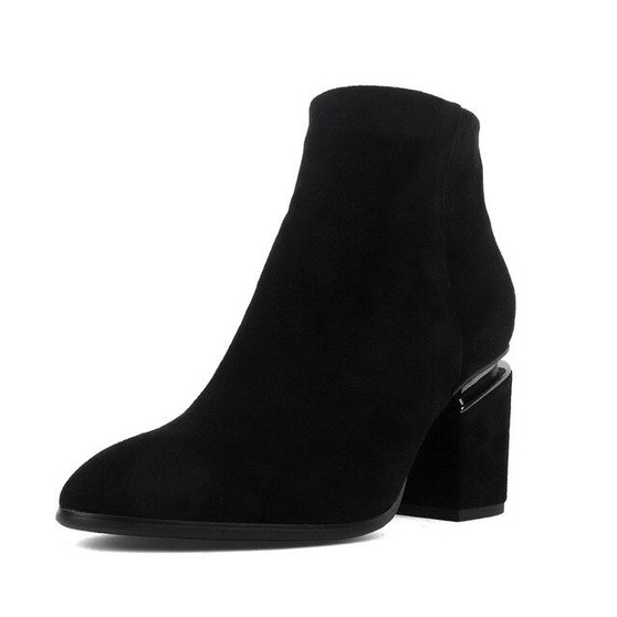 SOPHITINA Solid Women's Boots Sexy Pointed Toe Special Design Square Heel Fashion Zipper Shoes Ankle New Boots BY162
