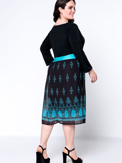 Casual V-Neck Tribal Printed Plus Size Flared Dress