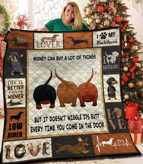 Dachshund Love Christmas Gift Quilt