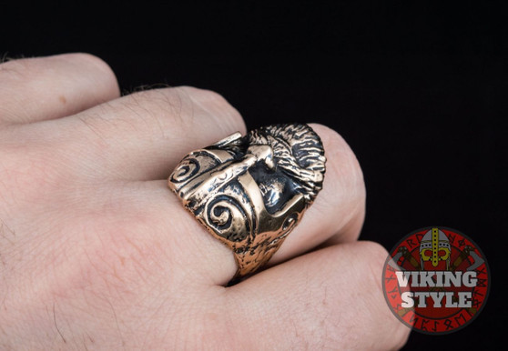 Viking Helmet Ring - Dwarf, Bronze