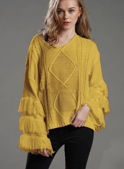 Women Round Neck Tassel Knit Loose Sweater