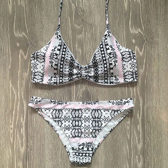 Women's Fashion Printed Halter Neck Bikini Swimwear