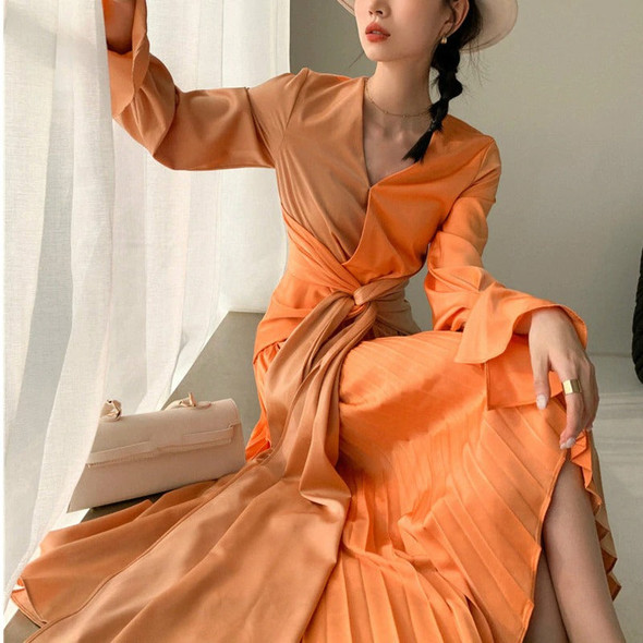 V-neck Contrast Color pleated Dress