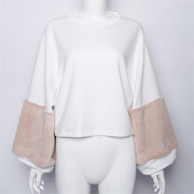 Female sweatshirt 2017 Faux Fur hoodies Woman Warm Long Sleeve Pullover Sweatshirt Loose White Sweatshirt Street Jumper moletom