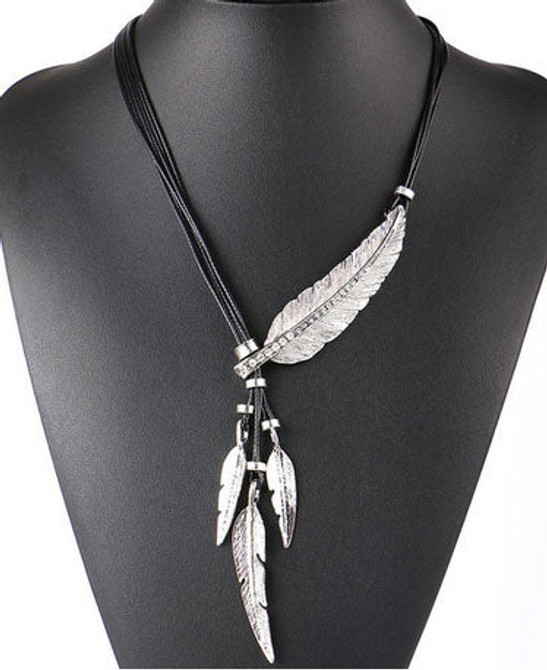 Feather Statement Necklaces Pendants Vintage Rope Chain Necklace Women Accessories