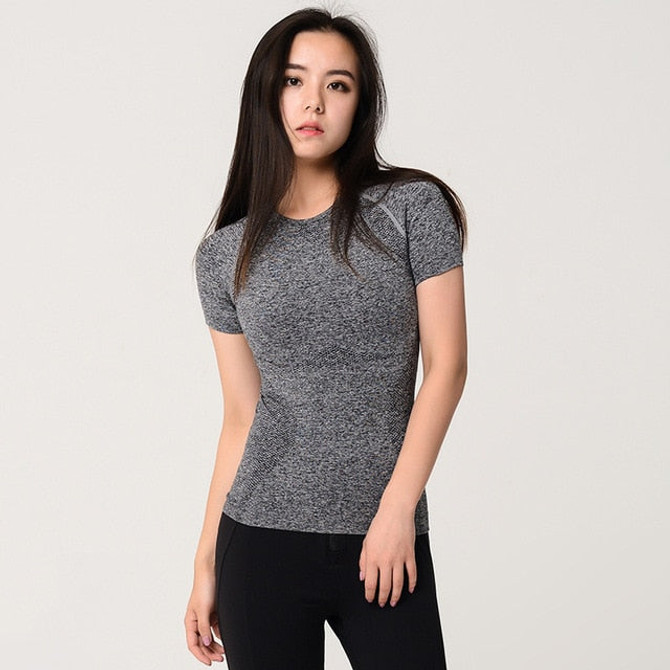 Women's Sports Wear For Women Gym Yoga Top T-shirt Female Workout Tops Sport Shirt Fitness Seamless Jersey Woman Workout Tops