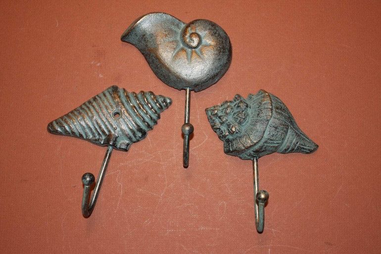 3) Sea shell Towel Hook set, free shipping, Sea shell bath decor, cast iron bronze-look sea shell decor, ocean shells beach decor 3) Sea shell Towel Hook set, free shipping, Sea shell bath decor, cast iron bronze-look sea shell decor, ocean shells beach decor
