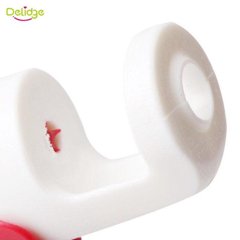 Delidge 1 pc Creative Cherries Pitters Plastic Fruits Tools Fast Remove Cherry Seed Removers Enucleate Keep Complete