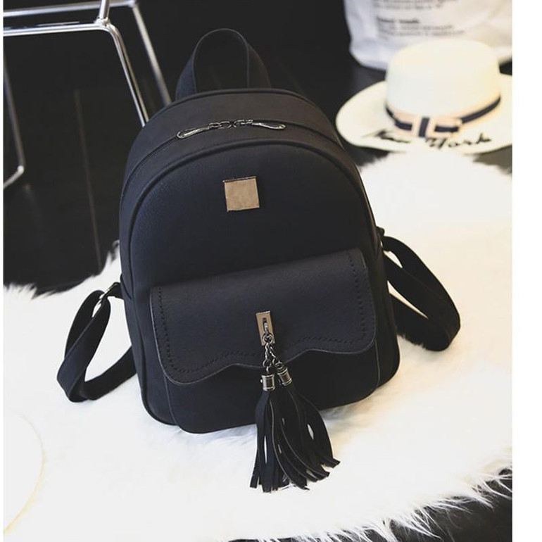 Kavard Women Backpacks 2017 Designer School Bag Backpack For Teenagers Girls Fashion Tassel Soft PU Leather High Quality bagpack