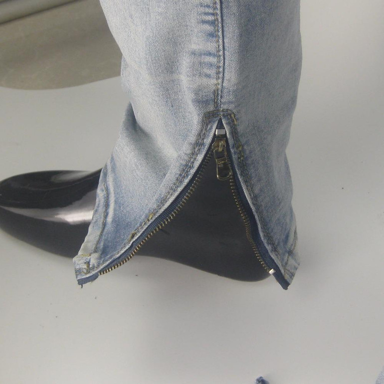 KANYE WEST Fear of god Knee Hole Side Zipper Slim Distressed Jeans  Men justin bieber Ripped tore up Jeans For Men amy066