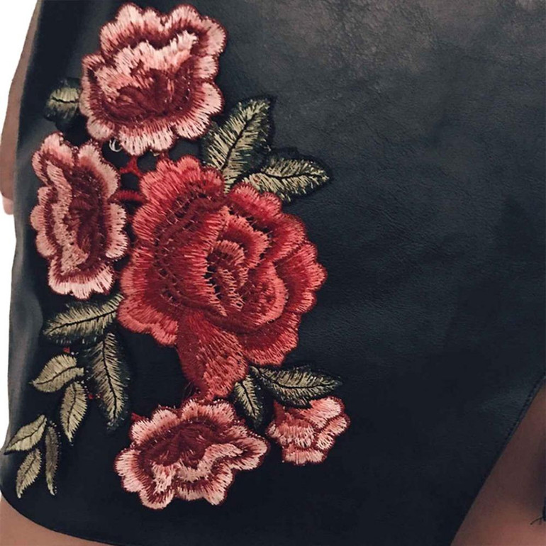 Elegant Women Leather Skirt Split Zipper High Waist Flower Embroidery Mini Skirts Womens Black Slim Casual Short Skirt Femininas