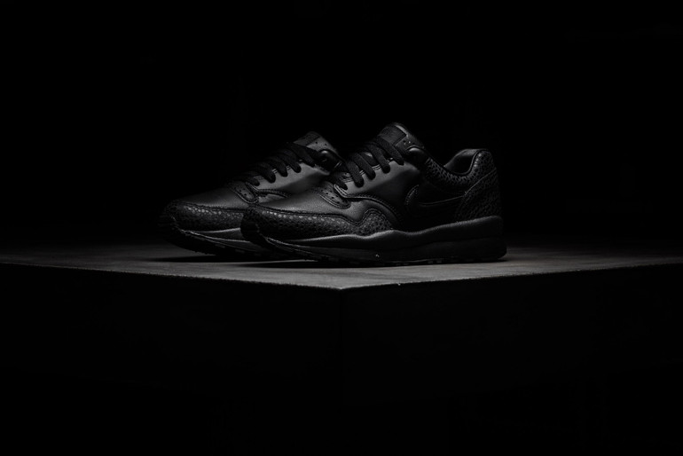 Nike Air Safari QS 'Jungle Flashback' - Black/Anthracite