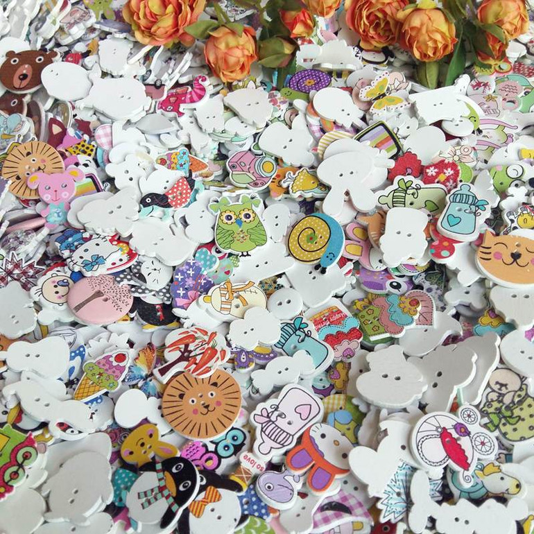 60pcs 2 Holes Assorted Random Mix white background Round and Animals Pattern Cartoons Wood Sewing Buttons Scrapbooking zmk-0001