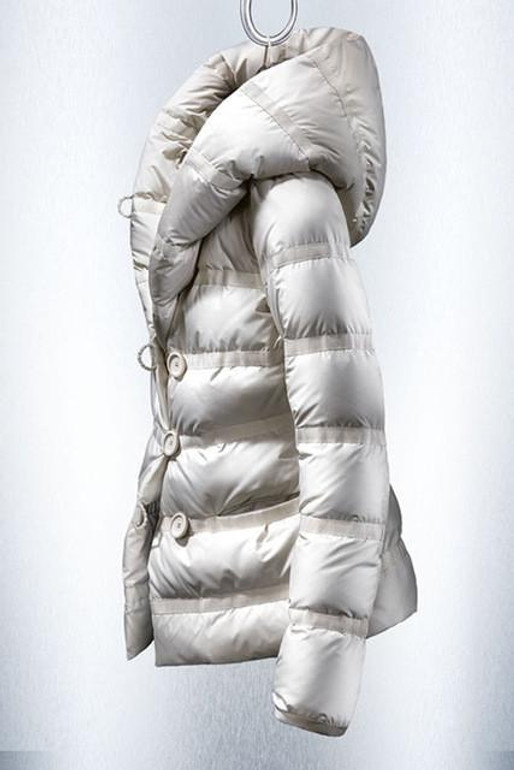 2016 autumn and winter down jacket women short paragraph European style minimalist hooded white goose down warm jacket Women 90