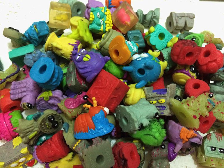 AILAIKI Action Figures Toys Anime Moose Trash Pack Dolls Kids Playing Garbage Mini Doll Christmas Gift 50Pcs/lot Free Shipping