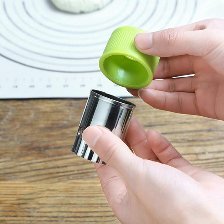 9Pcs Mini Cookie Cutters Pie Crust Vegetable Fruit Cutter