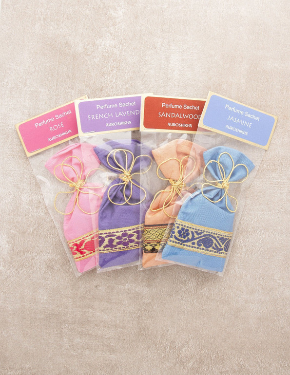 Auroshika Assorted Silk Perfume Sachet Set