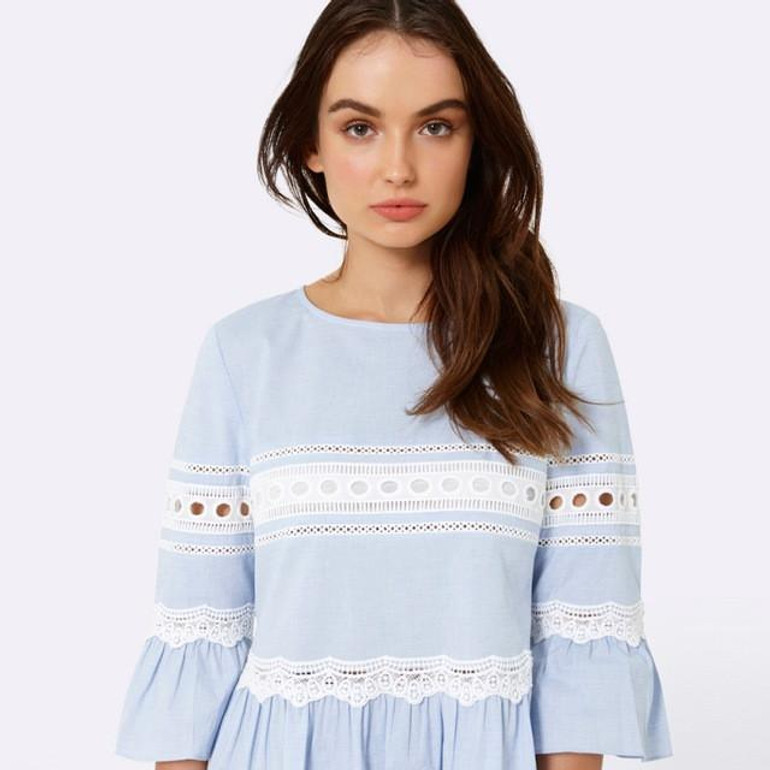 HDY Haoduoyi Solid Color Fashion Tops Women Three Quarter Sleeve O-neck Women Pullover Casual Ruffles Lace Patchwork Tops