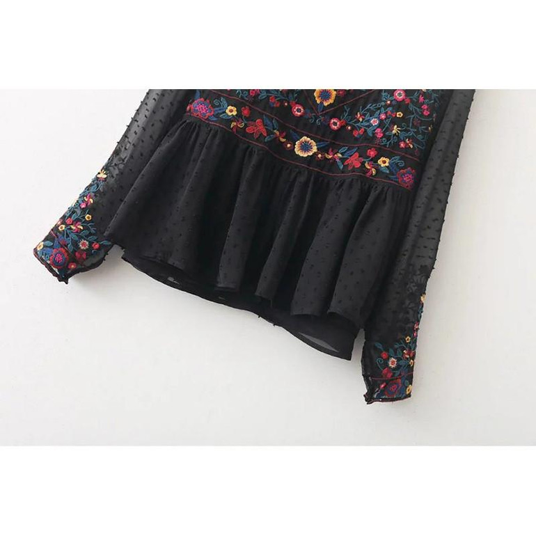 2017 Floral Embroidery Women Blouses O-Neck Long Sleeve Black Shirts Plus Size  Seersucker Chiffon Blouse BBWM16169