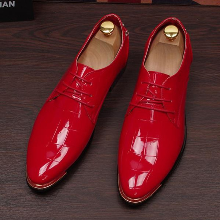 2017 Fashion Italian designer formal mens dress shoes genuine leather Lace-up wedding shoes Bullock men's shoes Oxford shoes
