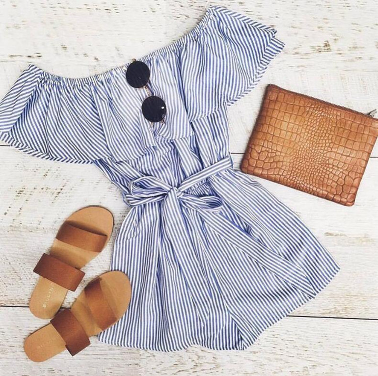 2017 summer sexy beach jumpsuit rompers casual slash neck overalls Stripe off shoulder ruffles short women playsuit bodysuit