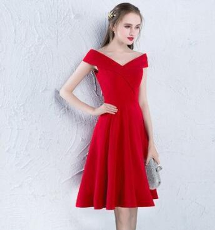 CEEWHY Burgundy V-neck Graduation Dress Formal Party Dress Vestidos de Coctel Short Cocktail Dress A-line Party Dress CEEWHY Burgundy V-neck Graduation Dress Formal Party Dress Vestidos de Coctel Short Cocktail Dress A-line Party Dress