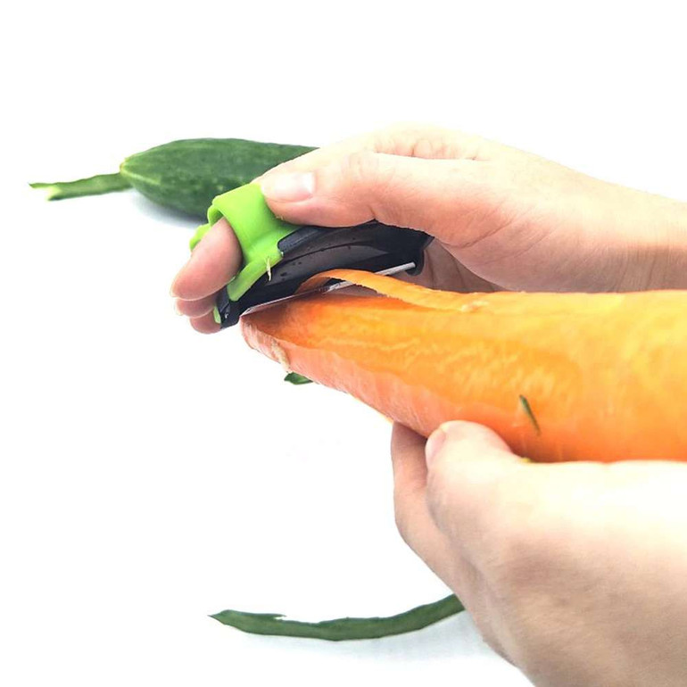 Sharp Blade Finger Peeler