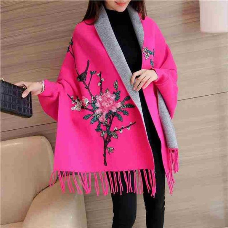 TWOTWINSTYLE 2017 Spring Women Embroidery Floral Tassel Trench Coats Cloak Long Sleeves Female Knit Cardigan Sweater Windbreaker