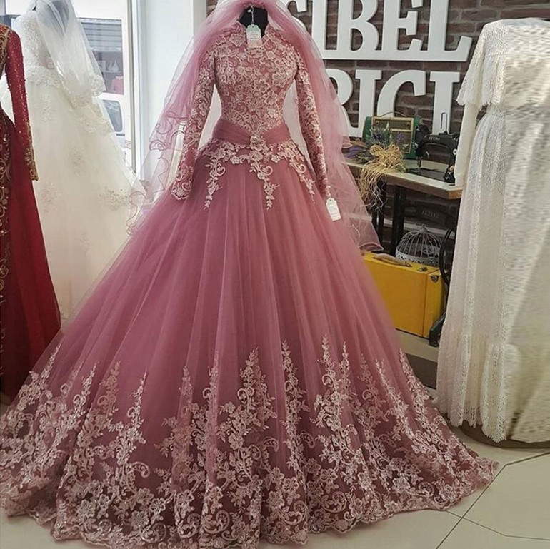 High Neck Long Sleeve Muslim Evening Dresses Ball Gown Long Lace Prom Dresses 2017 Saudi Arabia Women Formal Party Gown