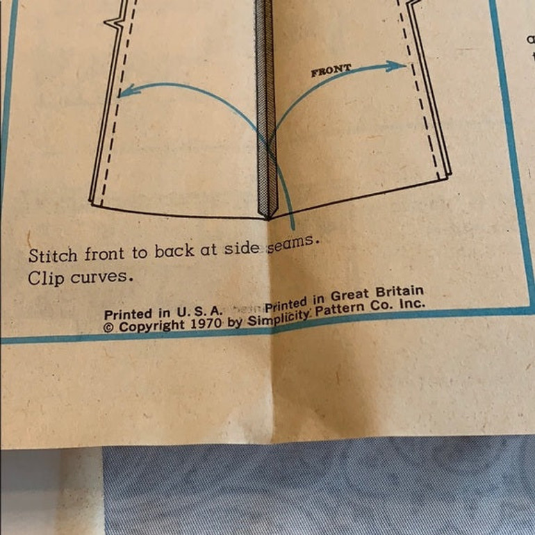 Simplicity Vintage Dress Pattern #8984 (1970)