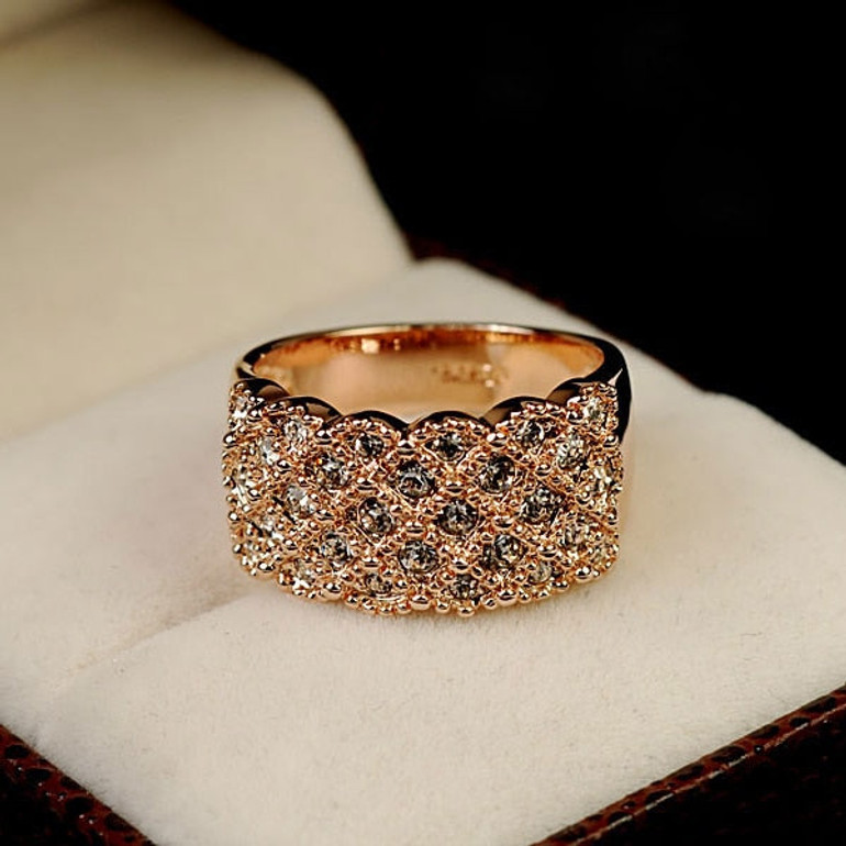 Crystal Gold and Silver Wedding Ring Crystal Gold and Silver Wedding Ring